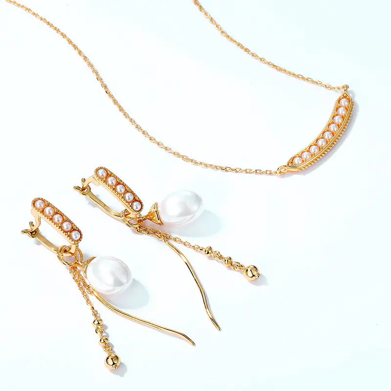 Vintage Pea Pod Earrings in 925 Silver with Shell Beads