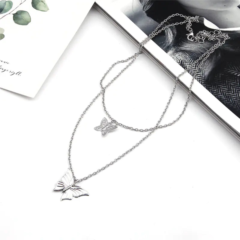 Single Color Elegant Branch Rose Pendant Necklace